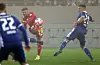 Sonny Kittel (Mitte) trifft zur 1:0-Führung des HSV in Karlsruhe.