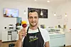 Marcus Deibler, Betreiber vom Luicella`s, bietet das Eis an ausgewählten Tagen günstiger an – damit sich jeder ein Eis leisten kann.