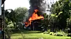 Gartenhaus in Flammen – schweirige Löscharbeiten in hamburg Neuland