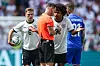 Karim Adeyemi kann es nicht fassen: Schiedsrichter Ivan Kruzilak zog sich mit seinen Entscheidungen den Zorn der Deutschen zu.