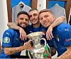 Lorenzo Insigne, Marco Veratti und Ciro Immobile mit EM-Pokal