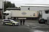 Der Container-Lkw, mit dem das Kokain geschmuggelt wurde, steht auf einem Firmengelände in Rothenburgsort
