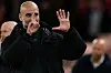 Pep Guardiola zeigt den Liverpool-Fans sechs Finger