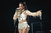 Nina Chuba bei ihrem Konzert in der Barclays Arena in Hamburg.