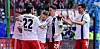 Großer Jubel beim HSV: Die Hamburger feiern den 2:1-Heimsieg gegen Jahn Regensburg.