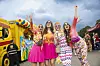 Vier verkleidete Frauen