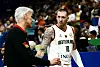 Gordon Herbert und Daniel Theis bei der Basketball-WM