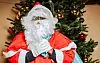 Insasse Rico (Name geändert) spielt den Weihnachtsmann von Santa Fu.