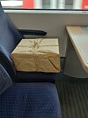 Dieses Paket lag in dem Zug.
