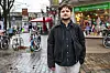 Dustin (27) lebt in Harburg und würde sich an Silvester am liebsten verstecken.