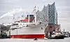 Museumsschiff vor der Elbphilharmonie