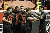 Die Spieler von Bayer Leverkusen bejubeln einen Treffer