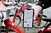 In der App können die Schlösser künftig per Wisch auf- und zugeschlossen werden.