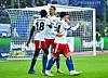 HSV-Profis Robert Glatzel, Bakery Jatta und Ludovit Reis feiern