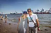 Katharina Graf (42) und Martin Ziegler (43) aus Würzburg. Mit ihren Kindern haben sie klare Baderegeln vereinbart, sagen sie.