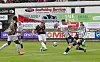 Johannes Eggestein trifft für St. Pauli gegen Dunfermline.