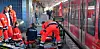 Sanitäter stabilisierten die Frau vor Ort.