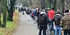 Mehr als 500 Menschen kamen zu der Weihnachtsaktion mit warmer Suppe und Geschenken im Schroedingers am Schanzenpark.