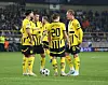 Marcel Sabitzer (Nummer 20) im Gespräch mit seinen BVB-Kollegen.