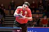 Tischtennis-Star Timo Boll visiert den Ball an