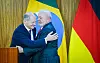 Bundeskanzler Olaf Scholz (l., SPD) und Brasiliens Präsident Luiz Inacio Lula da Silva am Montag in Brasília.
