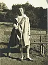 Hilde Dublon, geb. 1924. Deportiert am 19. Juli 1942 nach Theresienstadt, stirbt im Mai 1943 an Typhus.