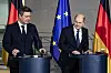 Bundeskanzler Olaf Scholz (r.) und Bundeswirtschaftsminister Robert Habeck nach der viel kritisierten Einigung im Haushaltsstreit