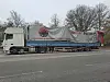 Die Polizei zog den an der Süderstraße abgestellten schrottreifen Laster aus dem Verkehr.