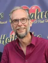Seit 33 Jahren hilft John Ment seinen Hörern ab 4 Uhr morgens bei der „Mission aufstehen“.