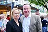 Boris Pistorius (SPD), Bundesminister der Verteidigung, mit seiner Partnerin Julia Schwanholz beim Sommerfest der niedersächsischen Landesregierung.