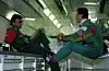 Michael Schumacher und Eddie Jordan unterhalten sich