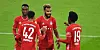 Eric Maxim Choupo-Moting (2.v.r.) lässt sich zu seinem 1:0 für Bayern München gratulieren