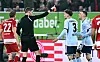 HSV-Joker Moritz Heyer sieht in Düsseldorf Gelb-Rot.