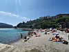 Urlaubsreisen sind nur mit Corona-Impfschutz ratsam, sagt ein Hamburger Reisemediziner.