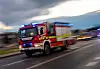 Eine Feuerwerksrakete hat in Badbergen (Landkreis Osnabrück) das Reetdach eines Fachwerkhauses in Brand gesetzt.