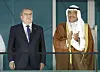 Ahmad Al-Fahad Al-Sabah auf der Tribüne zusammen mit Thomas Bach.