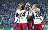 Jubeltraube der HSV-Profis nach dem Tor zum 4:1 gegen Ulm