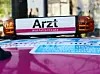 Das Auto eines Arztes im Notfalleinsatz (Symbolfoto).