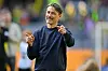 Niko Kovac freut sich über den Sieg gegen Holstein Kiel