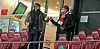Faust an Faust: Thomas Hitzlsperger und Claus Vogt kämpfen gegeneinander um die Macht beim VfB Stuttgart