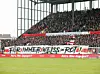 Der Block der Gäste-Fans VfB Stuttgart am Millerntor, in dem das Transparent hochgehalten worden war