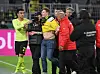 Flitzer beim Pokalspiel zwischen dem BVB und dem SC Freiburg