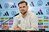 Niclas Füllkrug auf der Pressekonferenz des DFBs