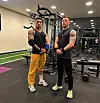 Mesut Özil mit seinem Personal Trainer Alper Aksac
