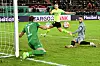 18. Januar: Erling Haaland (M.) trifft im Achtelfinale des DFB-Pokals gegen St. Pauli zwar, scheidet aber mit dem BVB aus.