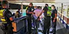 Bereits am Tattag nahm die Polizei mehrere Männer vorläufig fest.