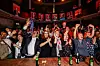 Jubel bei der Hamburger SPD am Spielbudenplatz: Erste Prognosen sehen einen Gleichstand mit der Union.
