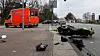 Autofahrer übersieht Motorrad und rammt es - ein Schwerverletzter