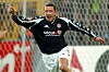 Nico Patschinski jubelt über das 1:0 in Dortmund 2002.