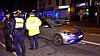 Polizeibeamte am Unfallort in Hamburg-Harburg.